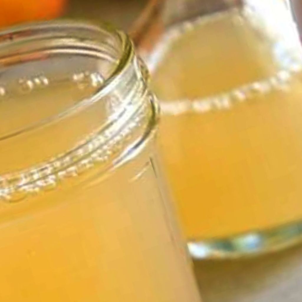 The Surprising Benefits of an Apple Cider Vinegar Foot Soak Fakake